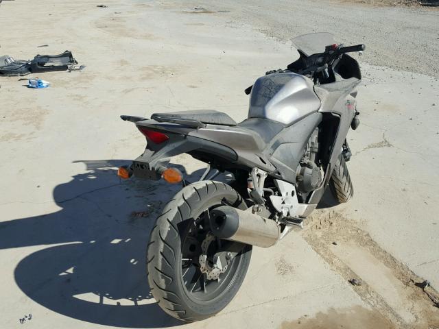 MLHPC4465F5200862 - 2015 HONDA CBR500 R SILVER photo 4