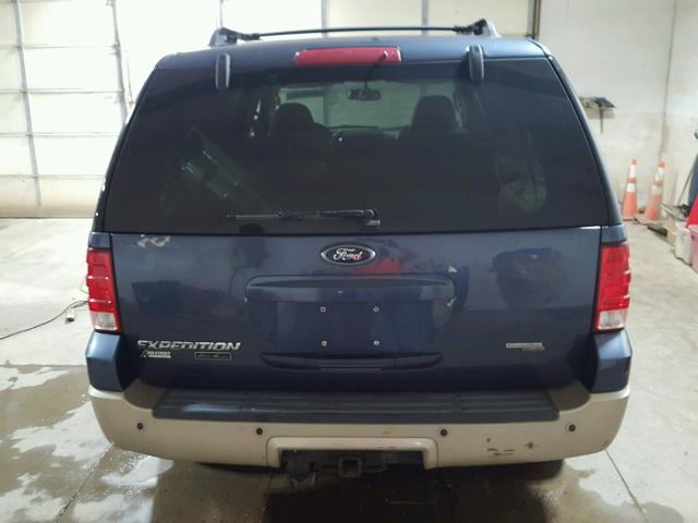 1FMFU18596LA59085 - 2006 FORD EXPEDITION BLUE photo 9