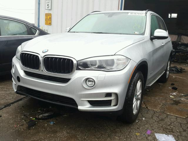 5UXKS4C5XF0J98269 - 2015 BMW X5 XDRIVE3 SILVER photo 2