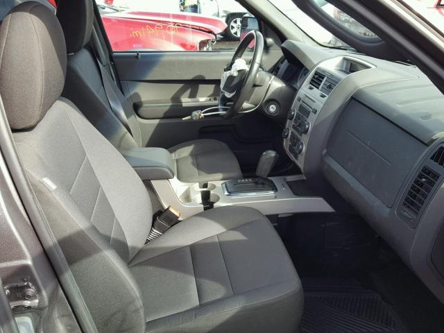 1FMCU0D77CKB10248 - 2012 FORD ESCAPE GRAY photo 5