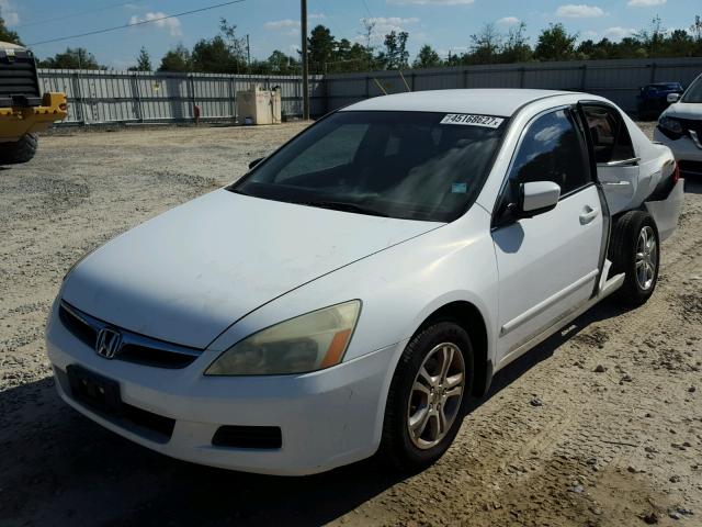 1HGCM56357A019391 - 2007 HONDA ACCORD SE WHITE photo 2