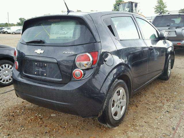 1G1JA6SHXD4145884 - 2013 CHEVROLET SONIC LS BLACK photo 4
