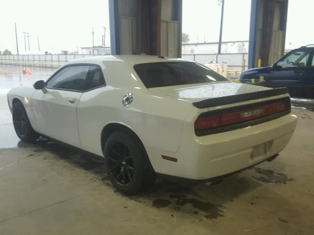 2C3CDYAG4EH247475 - 2014 DODGE CHALLENGER WHITE photo 3