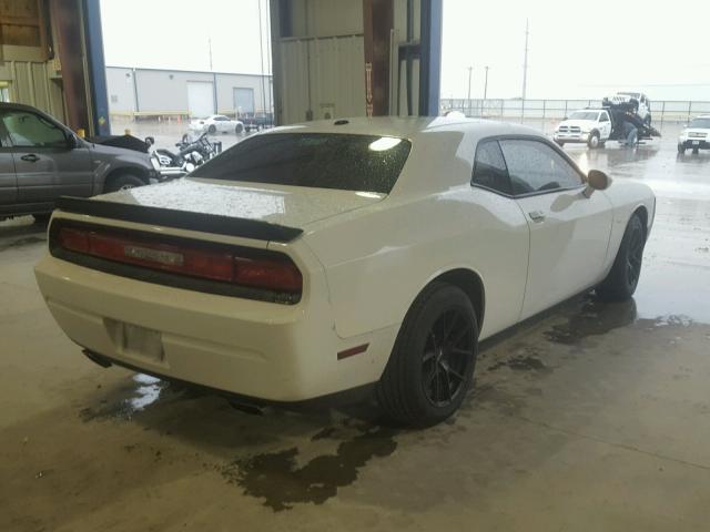 2C3CDYAG4EH247475 - 2014 DODGE CHALLENGER WHITE photo 4