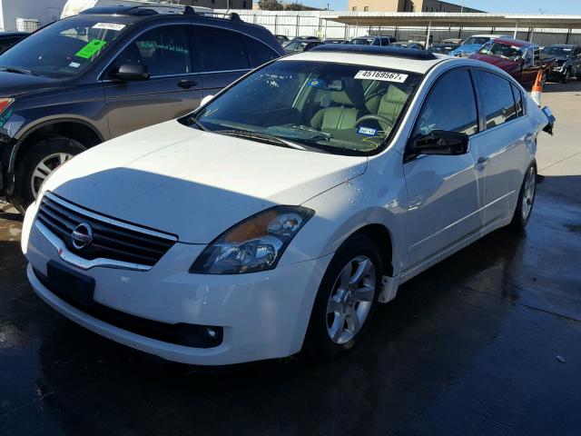 1N4AL21E49N483158 - 2009 NISSAN ALTIMA 2.5 WHITE photo 2