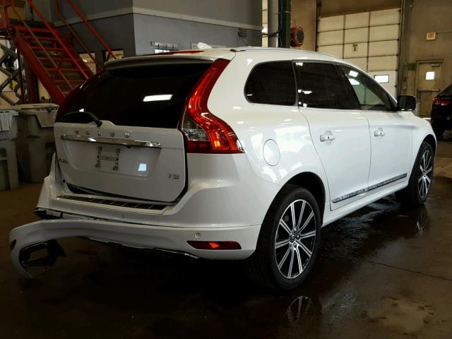 YV440MDK8F2710133 - 2015 VOLVO XC60 T5 WHITE photo 4