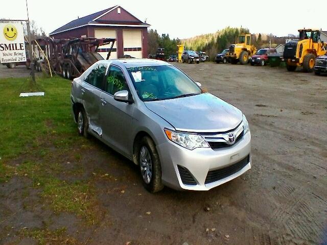 4T1BF1FK3CU153339 - 2012 TOYOTA CAMRY BASE SILVER photo 1