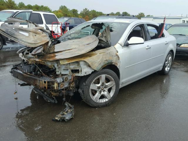 1G1ZH57B59F229670 - 2009 CHEVROLET MALIBU 1LT SILVER photo 2