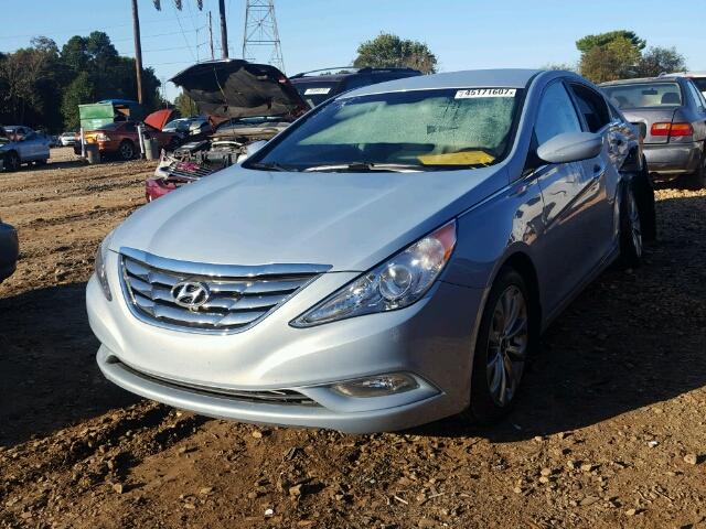 5NPEC4AC3CH419867 - 2012 HYUNDAI SONATA SE SILVER photo 2