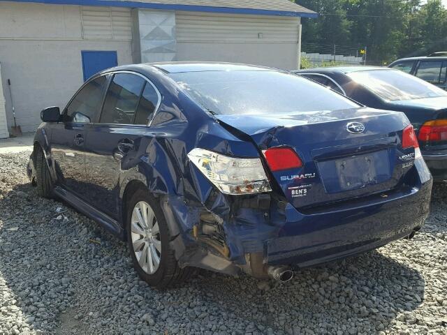 4S3BMEJ60A2215025 - 2010 SUBARU LEGACY 3.6 BLUE photo 3