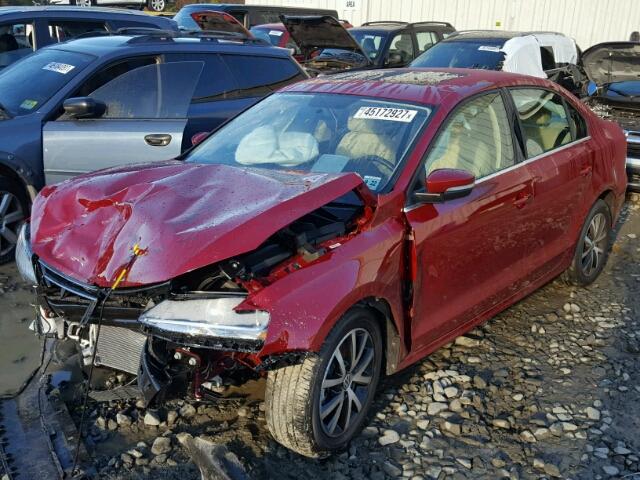 3VWDB7AJ9HM323366 - 2017 VOLKSWAGEN JETTA SE RED photo 2