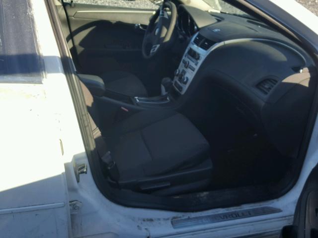 1G1ZC5EU3BF298883 - 2011 CHEVROLET MALIBU 1LT WHITE photo 5