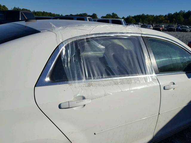 1G1ZC5EU3BF298883 - 2011 CHEVROLET MALIBU 1LT WHITE photo 9