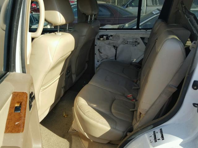 5N1AR18W06C607074 - 2006 NISSAN PATHFINDER WHITE photo 6