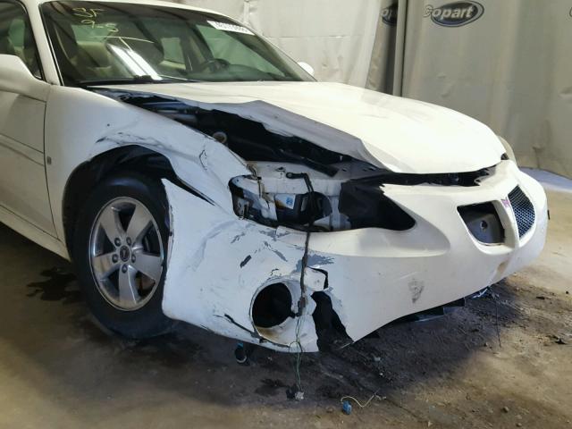 2G2WP552261219296 - 2006 PONTIAC GRAND PRIX WHITE photo 9
