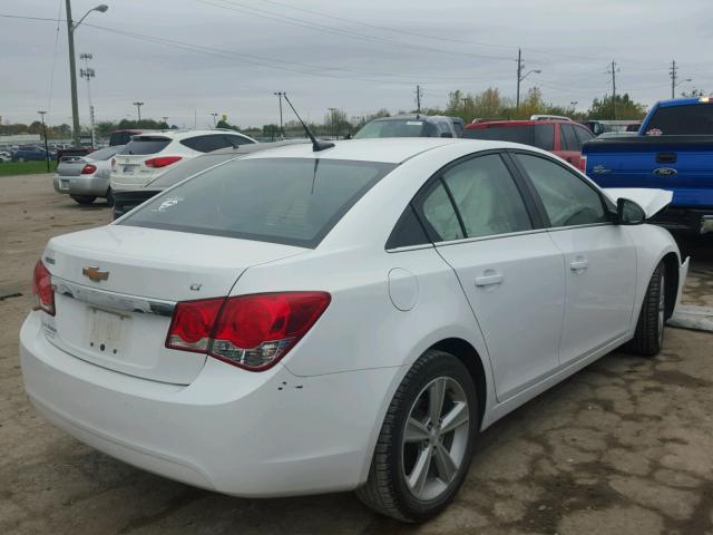 1G1PG5SCXC7236772 - 2012 CHEVROLET CRUZE LT WHITE photo 4