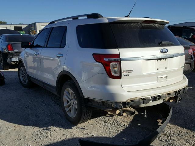 1FMHK7D93CGA93750 - 2012 FORD EXPLORER X WHITE photo 3