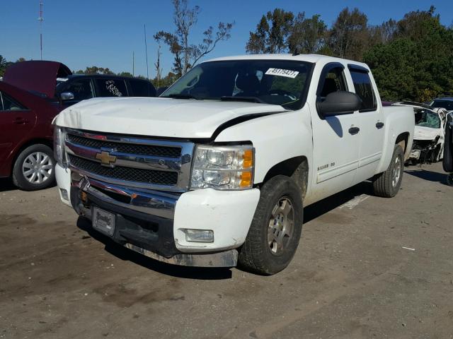 3GCRCSE03AG135778 - 2010 CHEVROLET SILVERADO WHITE photo 2