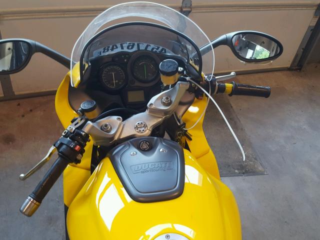 ZDM1TB8S51B004424 - 2001 DUCATI ST4  YELLOW photo 5
