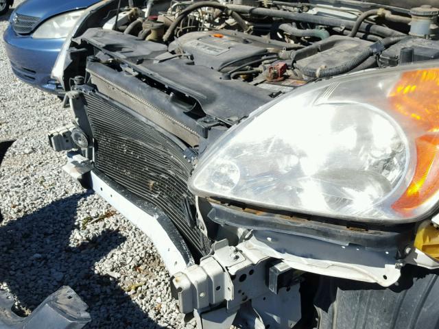 JHLRD78813C039653 - 2003 HONDA CR-V WHITE photo 9