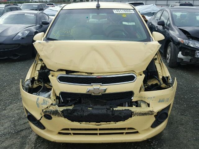 KL8CB6S99DC542572 - 2013 CHEVROLET SPARK LS YELLOW photo 9