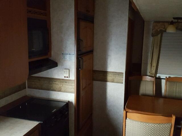 4YDF342287M730598 - 2007 KEYSTONE MONTANA TWO TONE photo 8