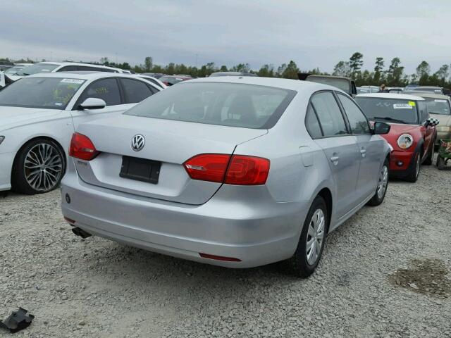 3VW2K7AJ5CM316592 - 2012 VOLKSWAGEN JETTA BASE SILVER photo 4