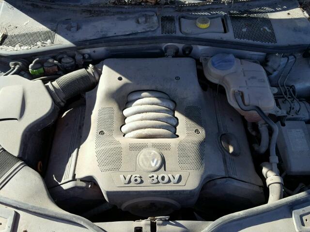 WVWYH63BX2E080019 - 2002 VOLKSWAGEN PASSAT GLX 银色 照片 7