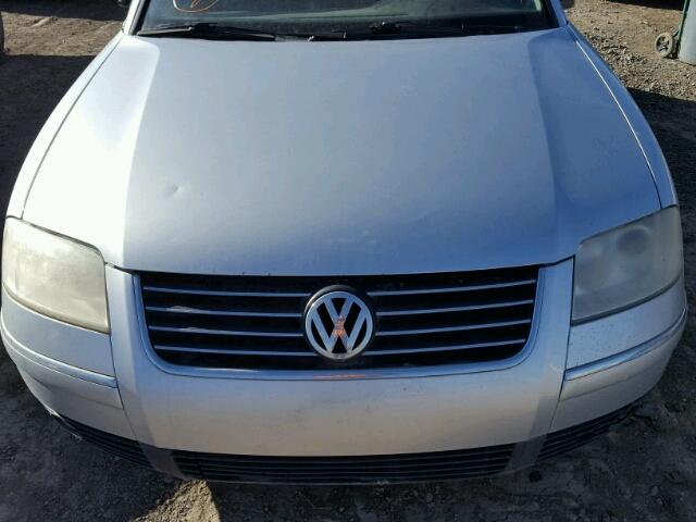 WVWYH63BX2E080019 - 2002 VOLKSWAGEN PASSAT GLX 银色 照片 9