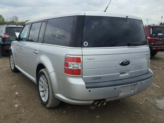 2FMGK5CC0BBD00100 - 2011 FORD FLEX SEL SILVER photo 3