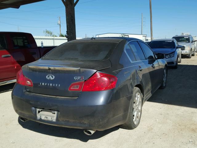 JNKCV61E79M309349 - 2009 INFINITI G37 GRAY photo 4