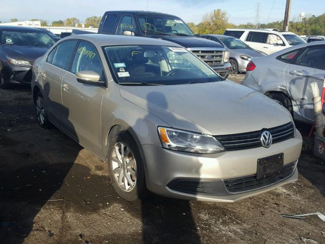 3VWD07AJXEM317061 - 2014 VOLKSWAGEN JETTA SE TAN photo 1