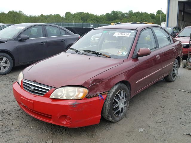 KNAFB121625144168 - 2002 KIA SPECTRA BA RED photo 2