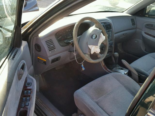 KNAGD128035209724 - 2003 KIA OPTIMA GREEN photo 9