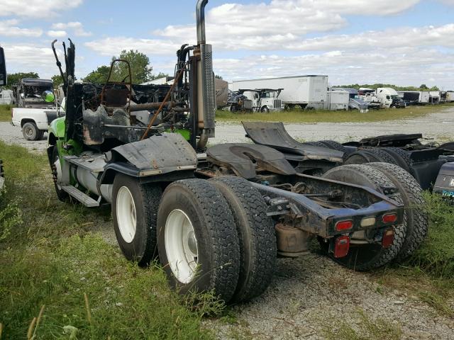 1FUJF0CV35LU08419 - 2005 FREIGHTLINER COLUMBIA 1 GREEN photo 3