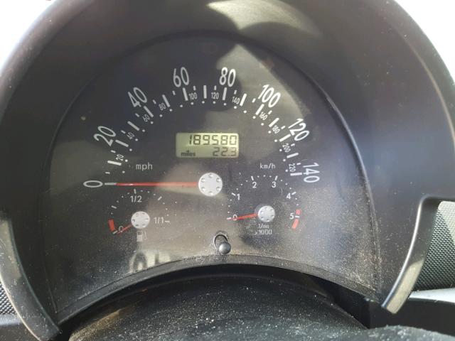 3VWCP21C21M457594 - 2001 VOLKSWAGEN NEW BEETLE 银色 照片 8