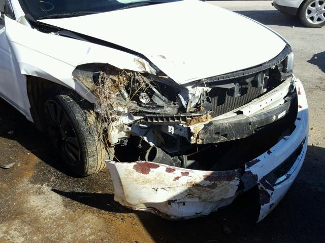 1HGCS12738A004056 - 2008 HONDA ACCORD EX WHITE photo 9