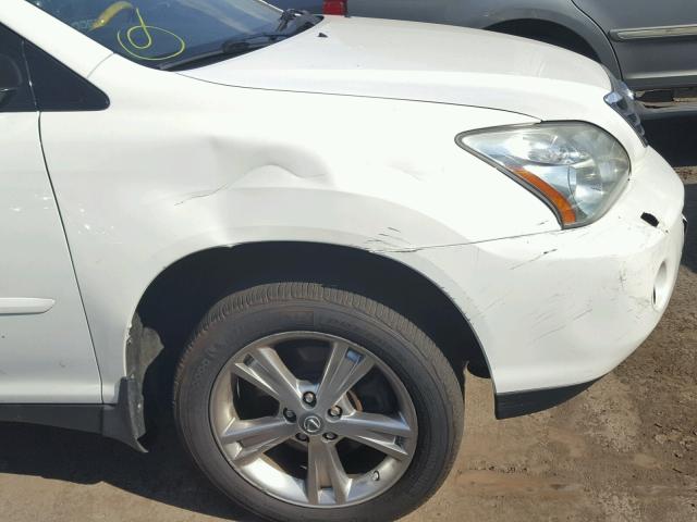 JTJHW31U772036459 - 2007 LEXUS RX 400H WHITE photo 9