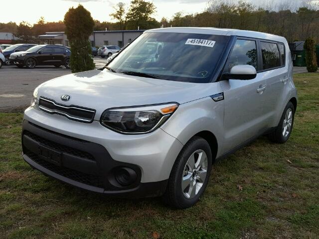 KNDJN2A22H7483446 - 2017 KIA SOUL SILVER photo 2