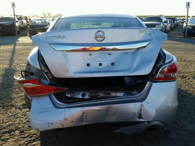 1N4AL3AP5FN338973 - 2015 NISSAN ALTIMA 2.5 SILVER photo 9