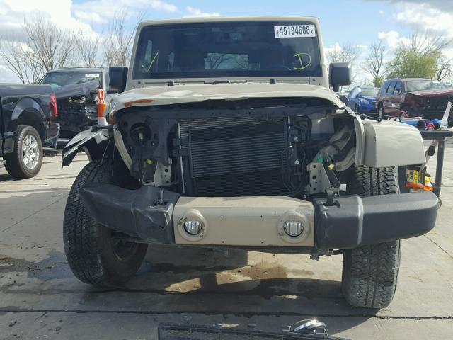 1C4AJWBG5HL605740 - 2017 JEEP WRANGLER S TAN photo 9
