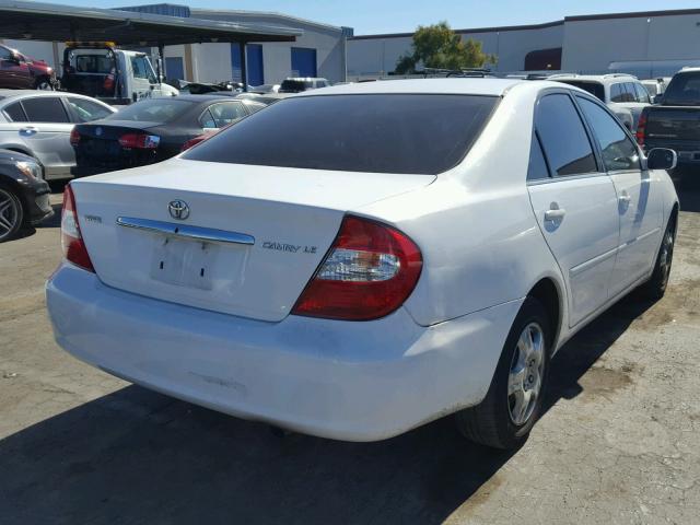 4T1BE32K32U015268 - 2002 TOYOTA CAMRY WHITE photo 4