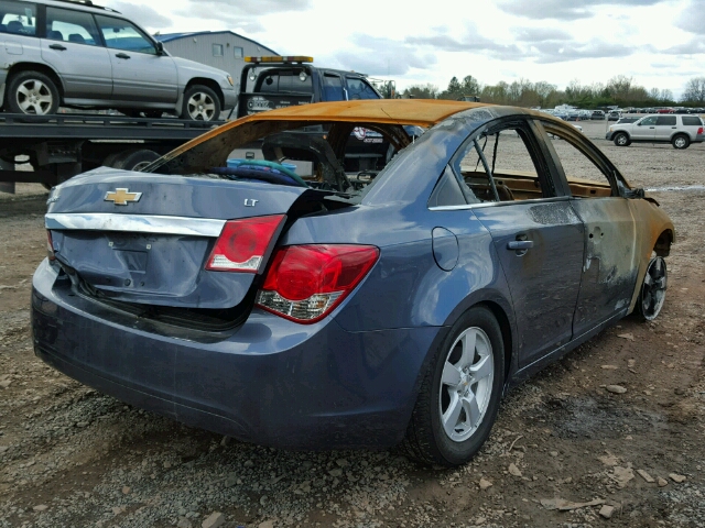 1G1PC5SB5E7445763 - 2014 CHEVROLET CRUZE LT BLUE photo 4