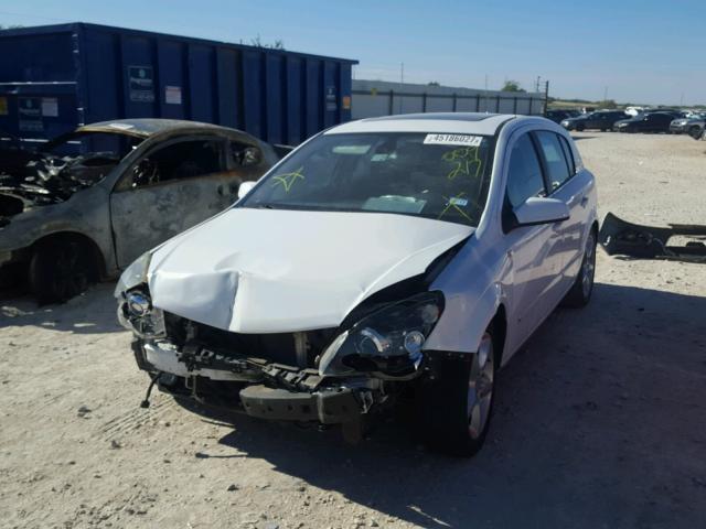 W08AT671785009217 - 2008 SATURN ASTRA XR WHITE photo 2