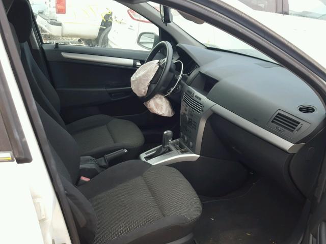 W08AT671785009217 - 2008 SATURN ASTRA XR WHITE photo 5