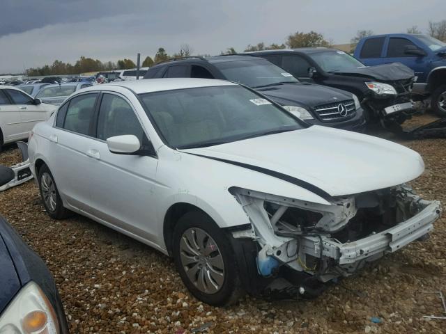 1HGCP2F35CA193266 - 2012 HONDA ACCORD WHITE photo 1