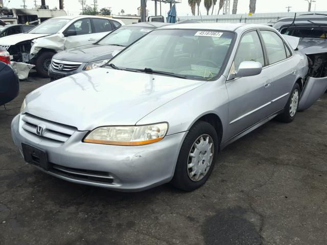 JHMCG66562C009686 - 2002 HONDA ACCORD LX SILVER photo 2