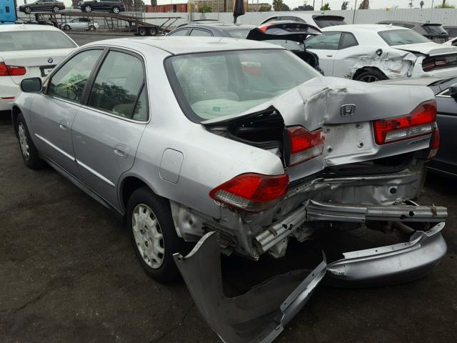 JHMCG66562C009686 - 2002 HONDA ACCORD LX SILVER photo 3