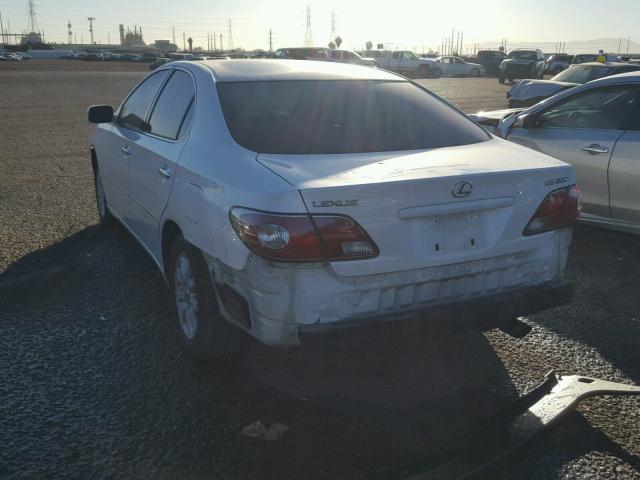 JTHBF30G130105834 - 2003 LEXUS ES 300 WHITE photo 3