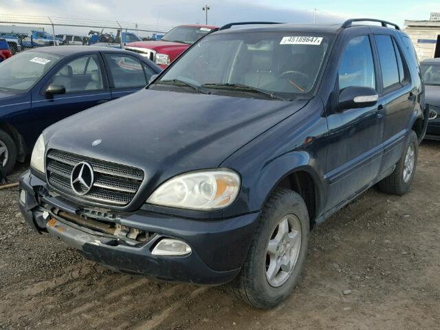 4JGAB57E43A451438 - 2003 MERCEDES-BENZ ML BLUE photo 2